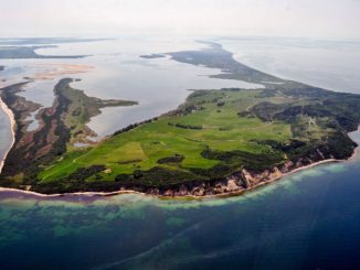 Leuchtturm Dornbusch, Nordhaken der Insel Hiddensee / Bild: Klugschnacker CC BY-SA 3.0