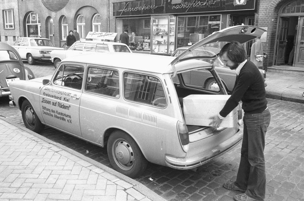 Wagen des Projekts "Essen auf Rädern"
